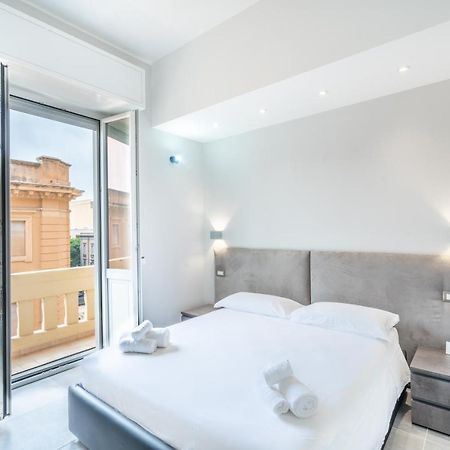 Kuzu Apts - City Center - Wifi Ac Tv Cagliari Exterior photo