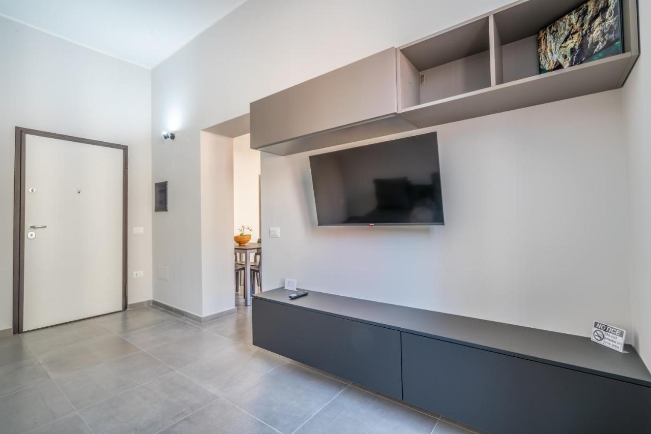 Kuzu Apts - City Center - Wifi Ac Tv Cagliari Exterior photo
