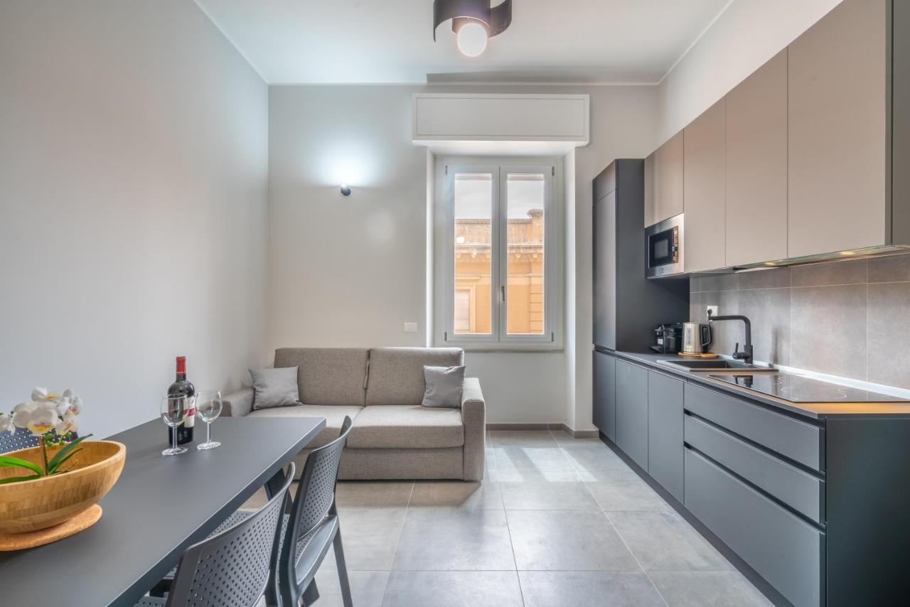 Kuzu Apts - City Center - Wifi Ac Tv Cagliari Exterior photo