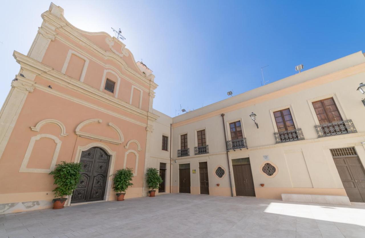 Kuzu Apts - City Center - Wifi Ac Tv Cagliari Exterior photo